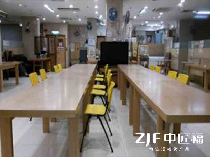 敬老院（yuàn）家具