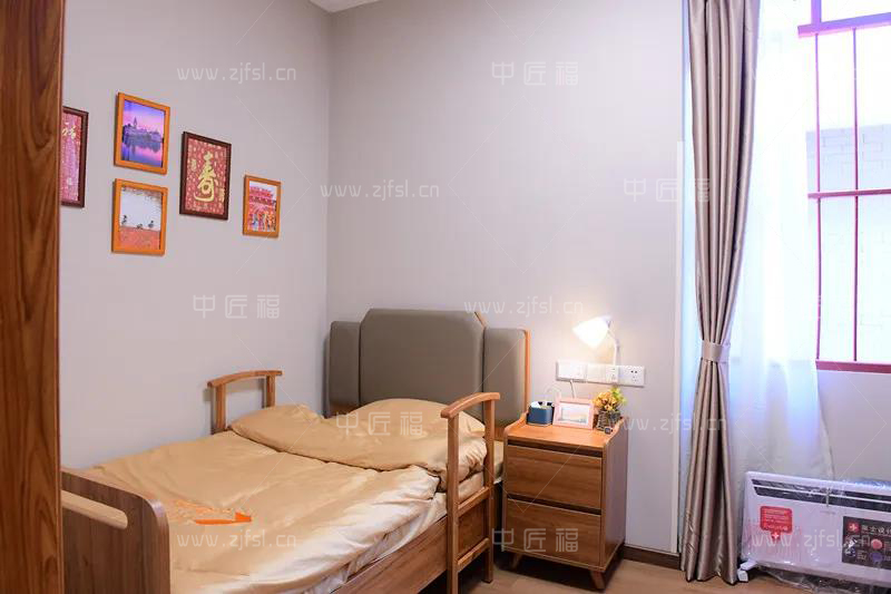 適老（lǎo）化（huà）護理床