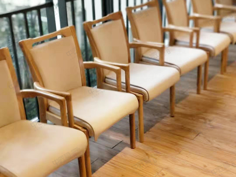 適（shì）老椅子