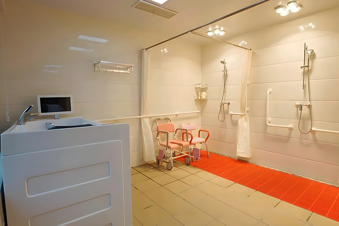 長者浴室
