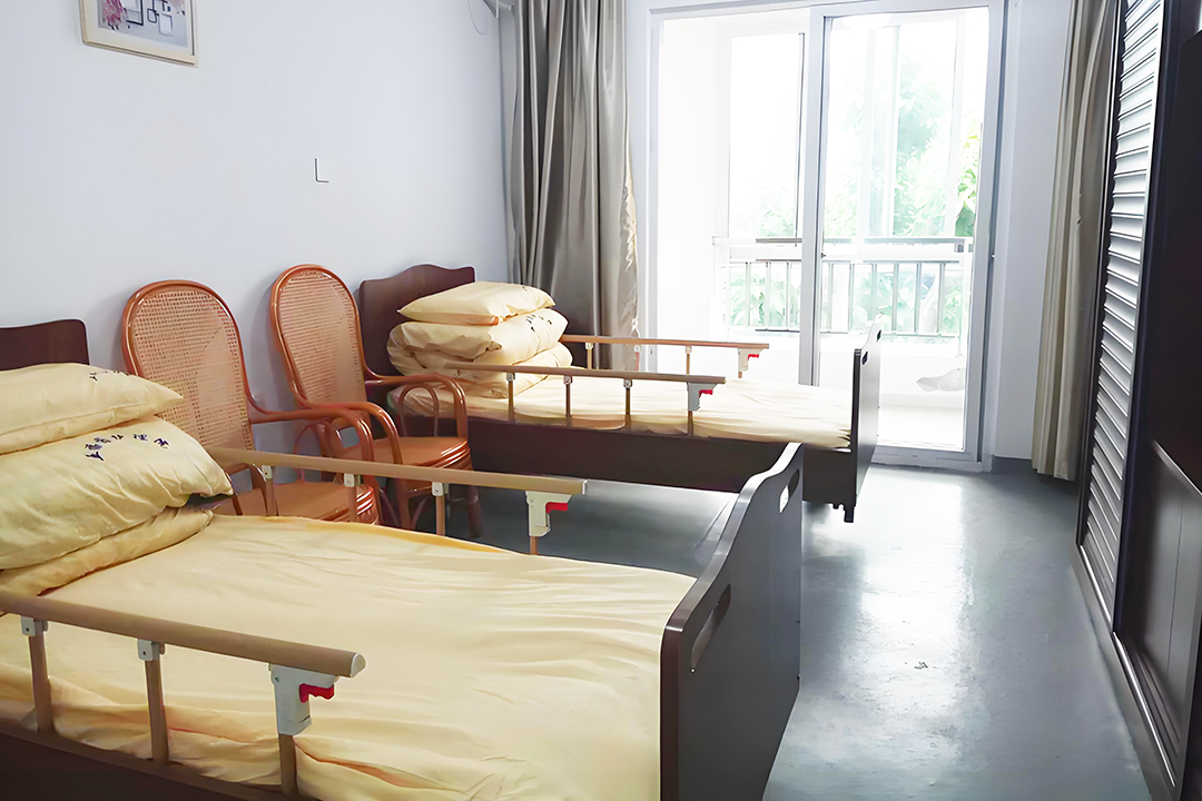 雙人護理間