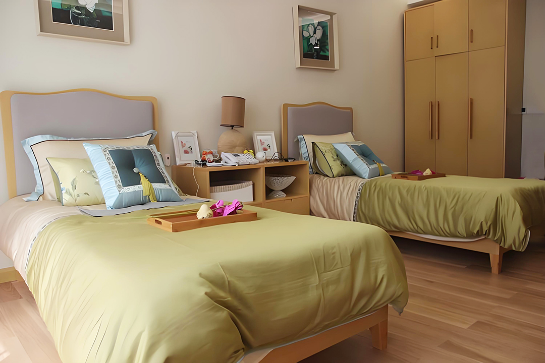 老人（rén）自（zì）理床