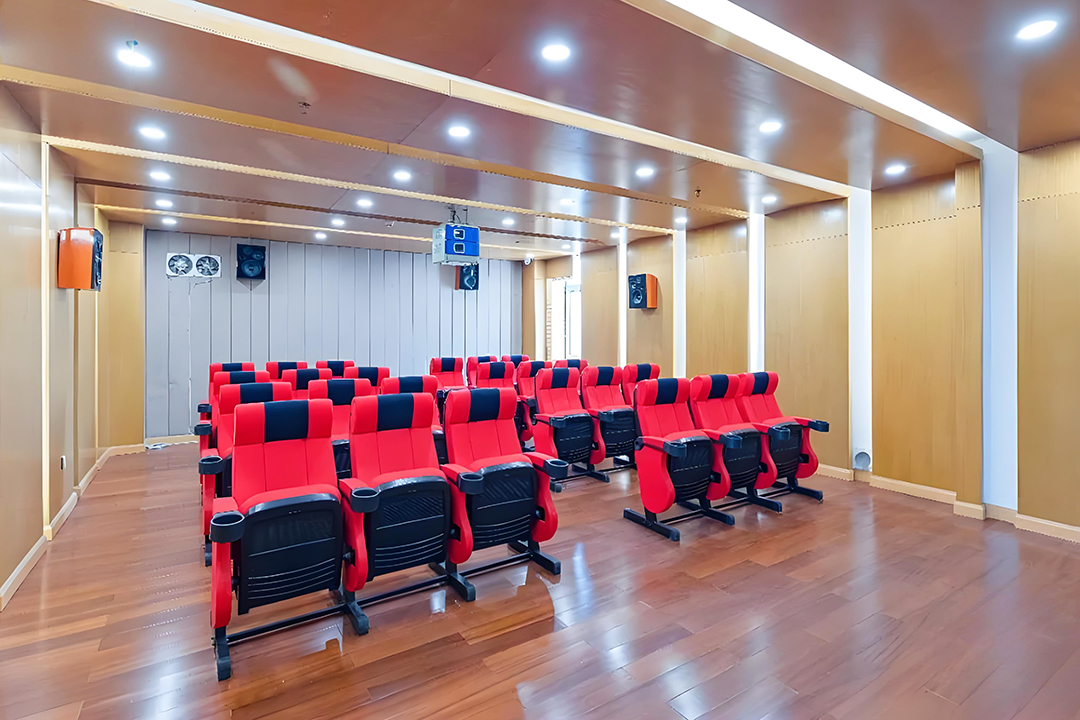 多媒體廳（tīng）